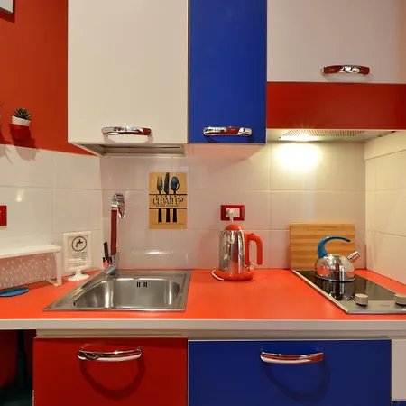 Bellissimo Mini Deluxe Di Design E A Tema Inghiterra - Potente Wi-fi Ottimo Il Collegamento Con Aeroporto Di Malpensa E Rho Fiera, Vicino A 3 Linee Metropolitane דירה *