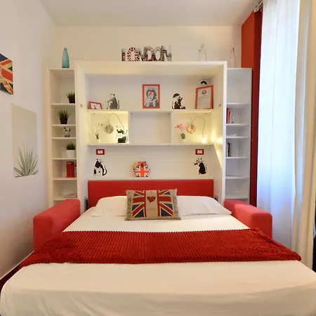 Bellissimo Mini Deluxe Di Design E A Tema Inghiterra - Potente Wi-fi Ottimo Il Collegamento Con Aeroporto Di Malpensa E Rho Fiera, Vicino A 3 Linee Metropolitane * מילאנו