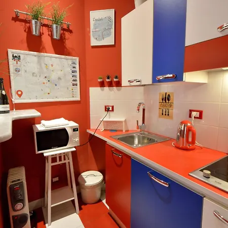 Bellissimo Mini Deluxe Di Design E A Tema Inghiterra - Potente Wi-fi Ottimo Il Collegamento Con Aeroporto Di Malpensa E Rho Fiera, Vicino A 3 Linee Metropolitane דירה מילאנו
