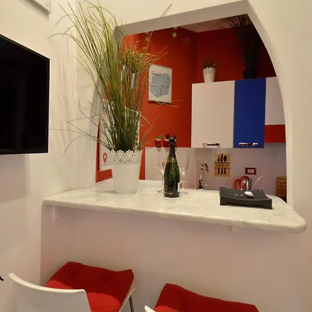 דירה Bellissimo Mini Deluxe Di Design E A Tema Inghiterra - Potente Wi-fi Ottimo Il Collegamento Con Aeroporto Di Malpensa E Rho Fiera, Vicino A 3 Linee Metropolitane *