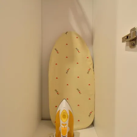 Bellissimo Mini Deluxe Di Design E A Tema Inghiterra - Potente Wi-fi Ottimo Il Collegamento Con Aeroporto Di Malpensa E Rho Fiera, Vicino A 3 Linee Metropolitane * מילאנו
