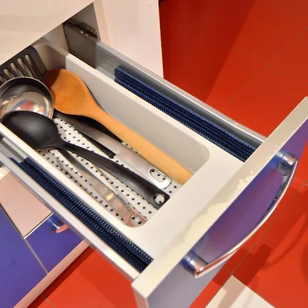 Apartmán Bellissimo Mini Deluxe Di Design E A Tema Inghiterra - Potente Wi-fi Ottimo Il Collegamento Con Aeroporto Di Malpensa E Rho Fiera, Vicino A 3 Linee Metropolitane Milán
